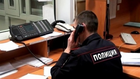 Товаровед из Златоуста лишилась более 280 тысяч рублей, испугавшись отключения сотовой связи